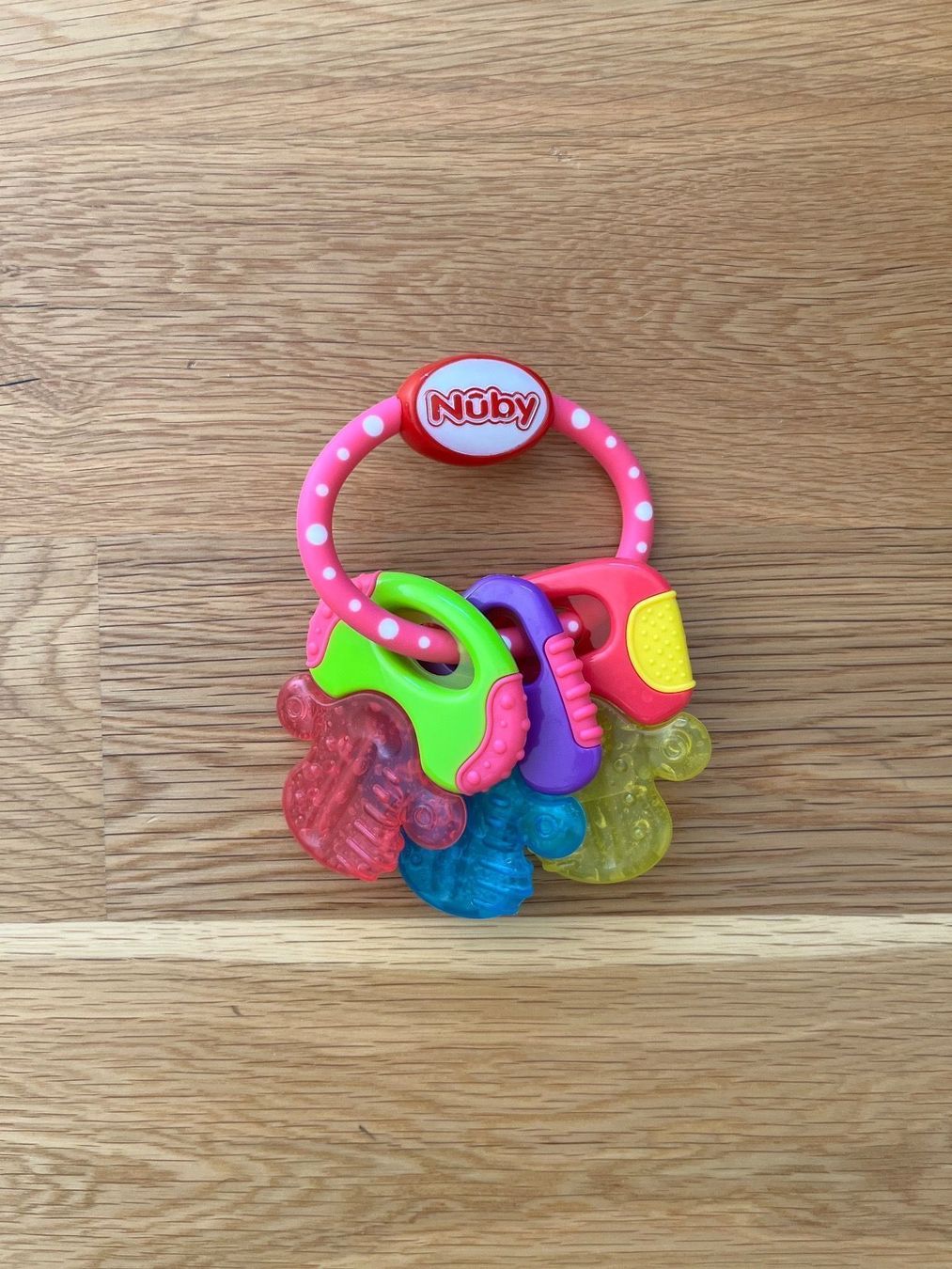 Succhiotti & catenelle porta ciuccio: Nuby Kühlbeissring – Usato da Interlaken venduto da fbnscl