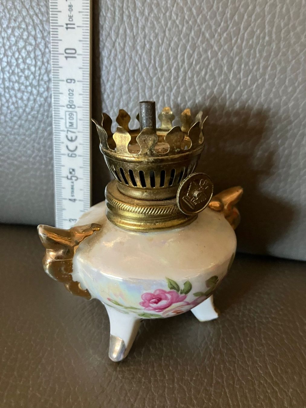 Lampade: Piccola base lampada ad olio senza vetro – Difettoso da Melano venduto da H-Sara 1