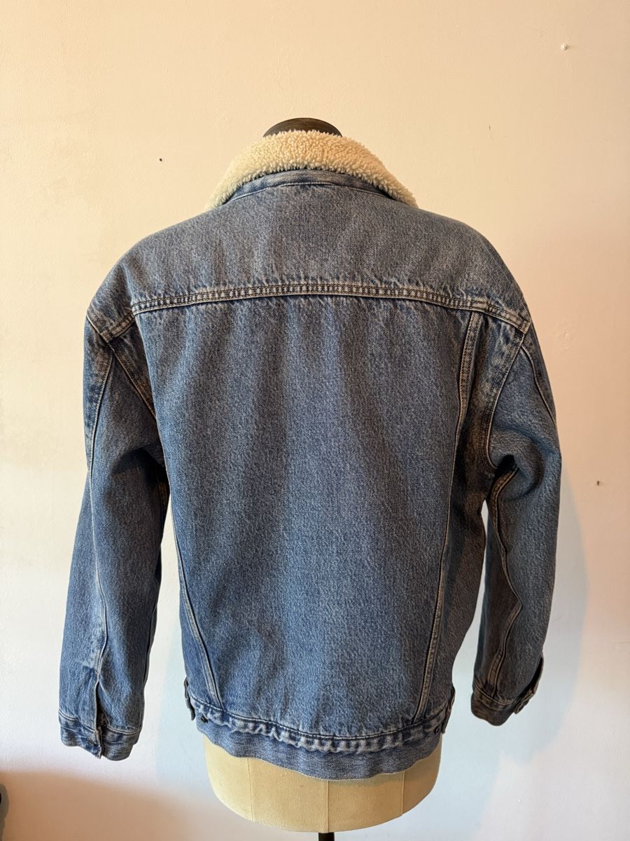 Levi's Jacken: Levis Jeansjacke Damen Gr. L – Gebraucht aus Uzwil von Weihnachtsgnom 2