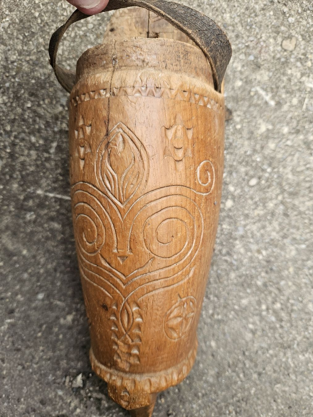 Cloches & sonnailles: glocke gefäs wetztstein antik – Défectueux à Schwellbrunn par Omega-alpha 5