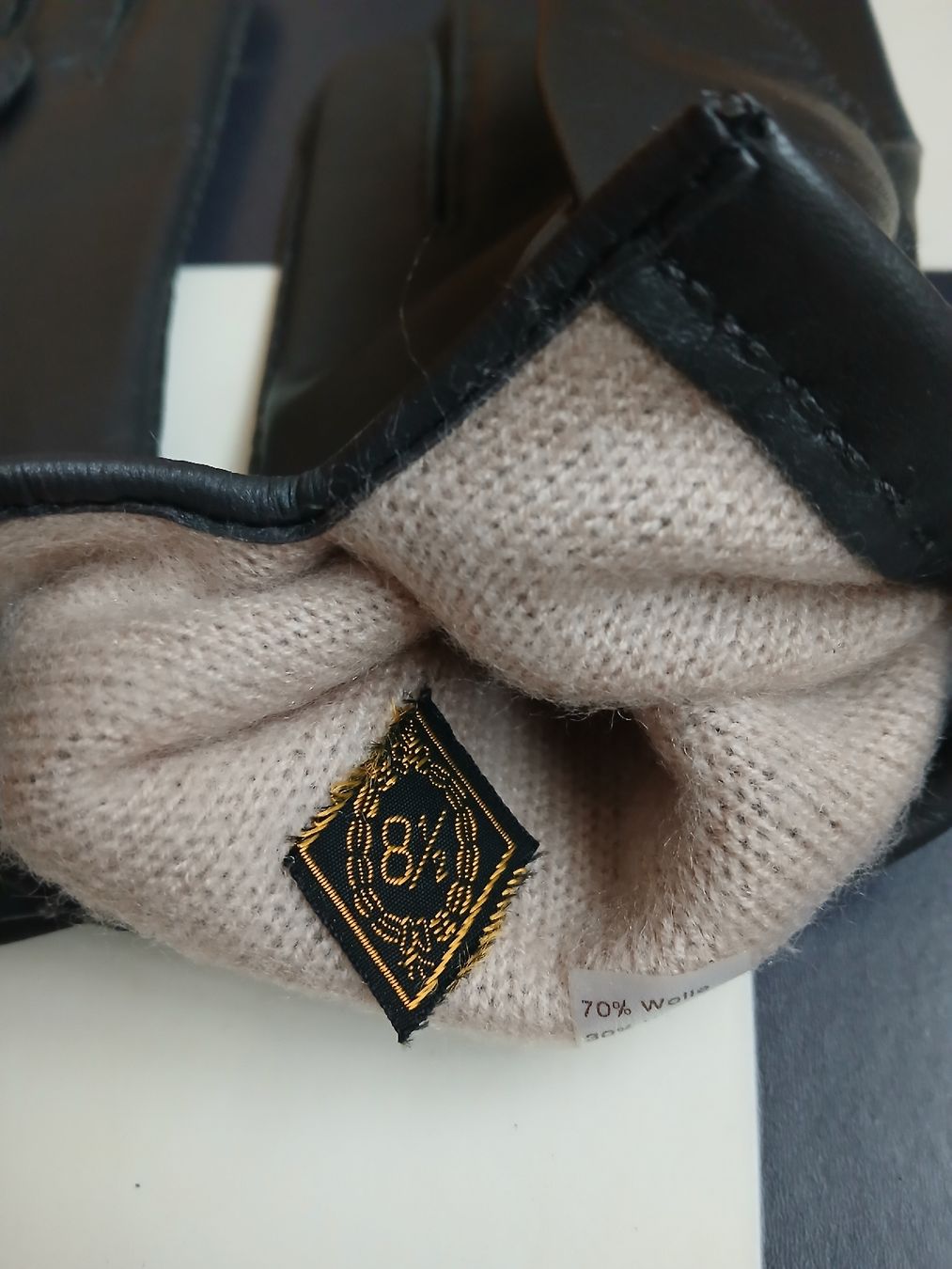 Guanti & manicotti: Schicke Lederhandschuhe, Grösse 8.5 - Winter Accessoire! – Nuovo (secondo la descrizione) da Kleindöttingen venduto da Christina22 1