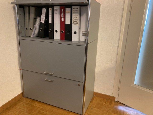 Armadi: 2 Armoires de bureau – Usato da Anières venduto da JamesW 1
