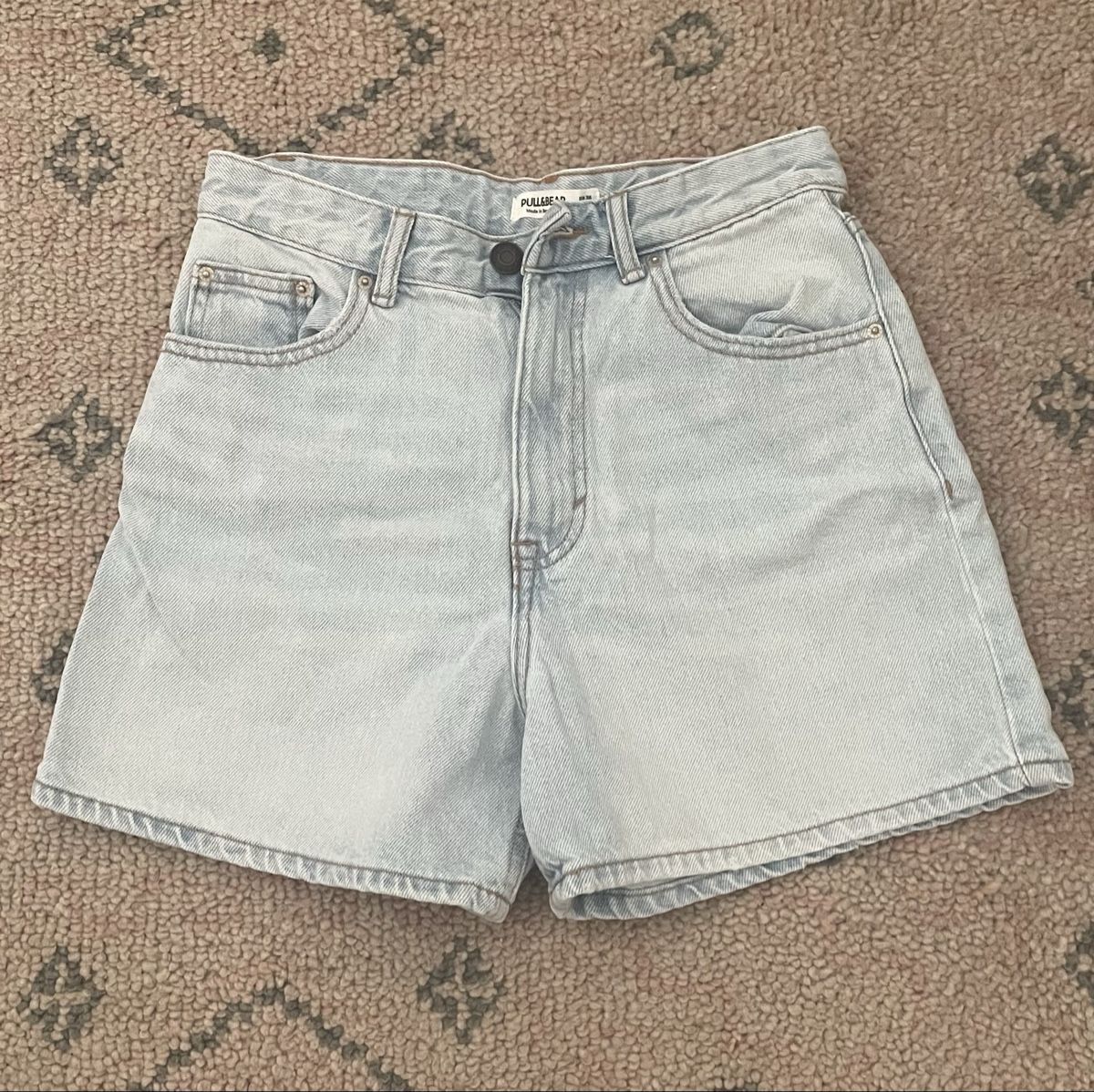 Pull&Bear Jeans: Pull & Bear Jeans Shorts  – Usato da Oetwil am See venduto da ser_j95v
