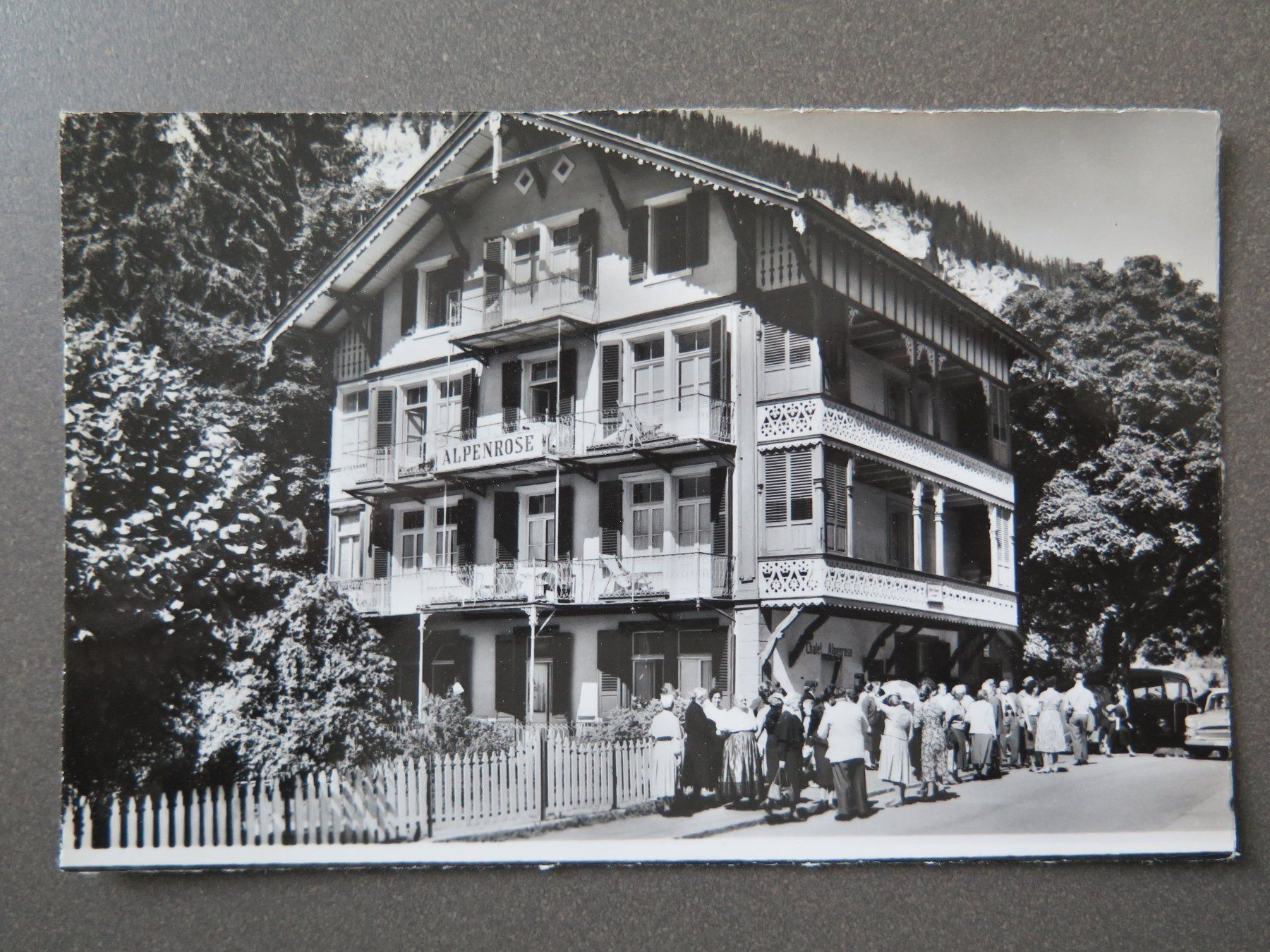 Cartoline postali: BEATENBERG - CHALET ALPENROSE – Usato da Wittenbach venduto da lipasal