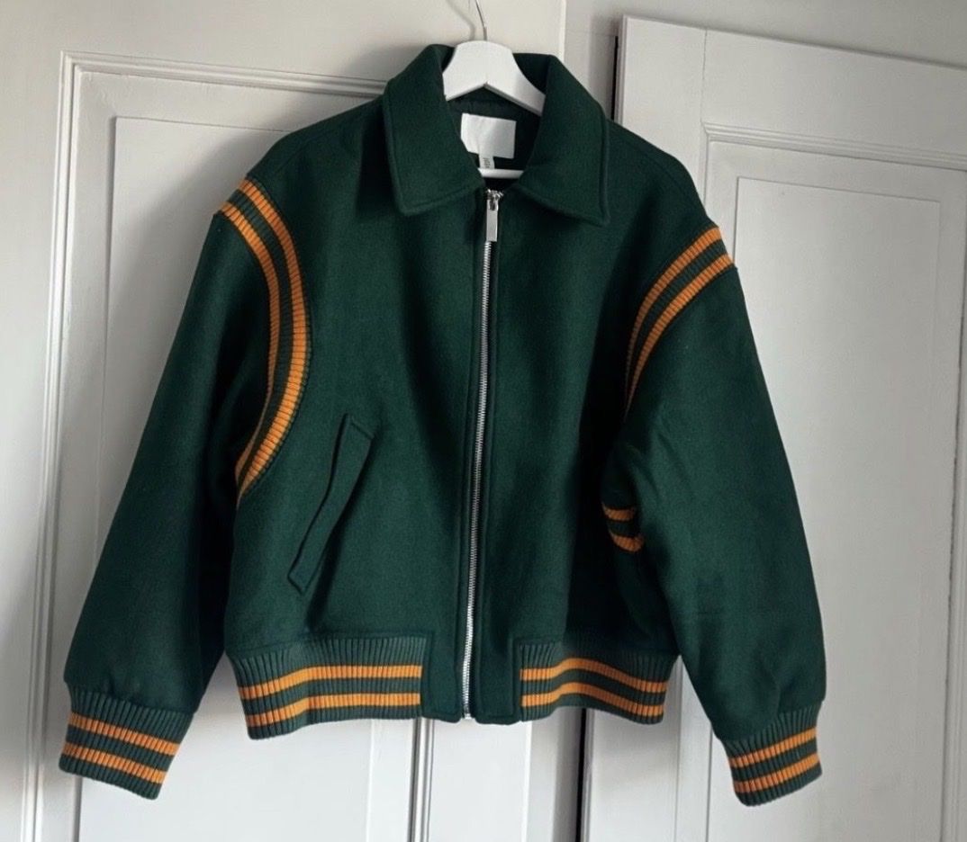 H&M Giacche: H&M College Jacke - Gr. L - Neu. – Nuovo (secondo la descrizione) da Zürich venduto da ber_78xz