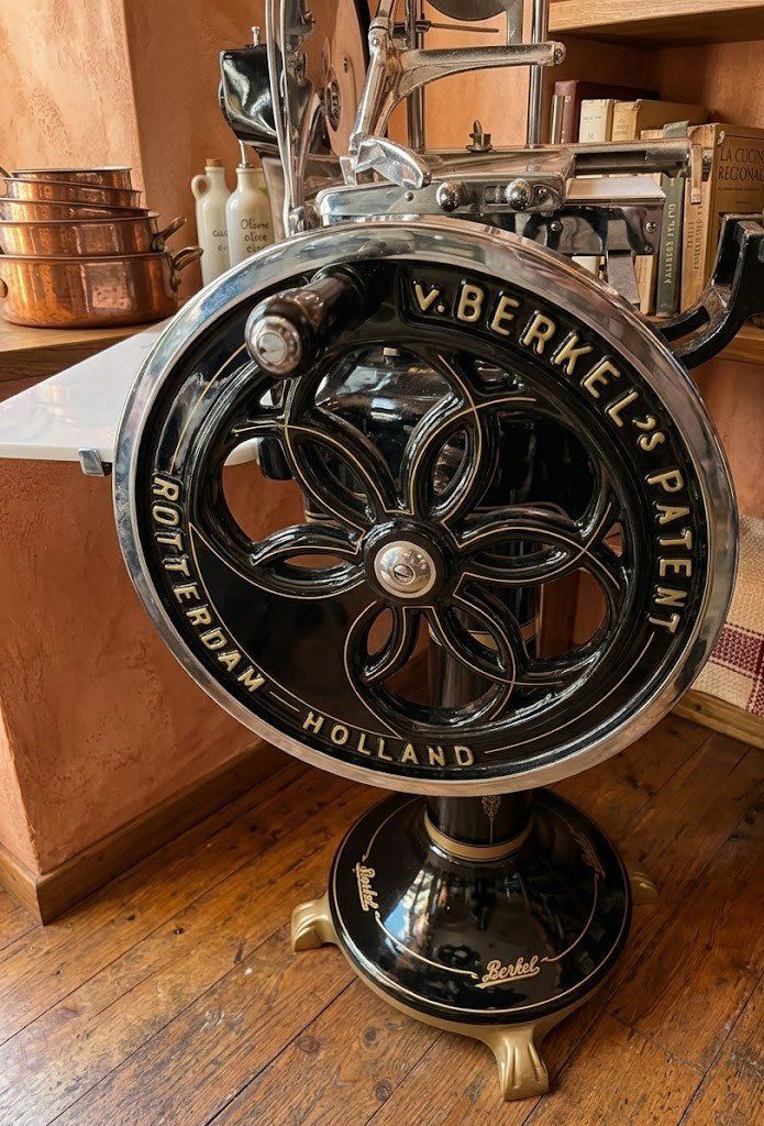 Berkel Elettrodomestici da cucina: Verkaufe eine Berkel Modell 21 in Schwarz – Nuovo (secondo la descrizione) da Biasca venduto da Nicolas.Ney 1
