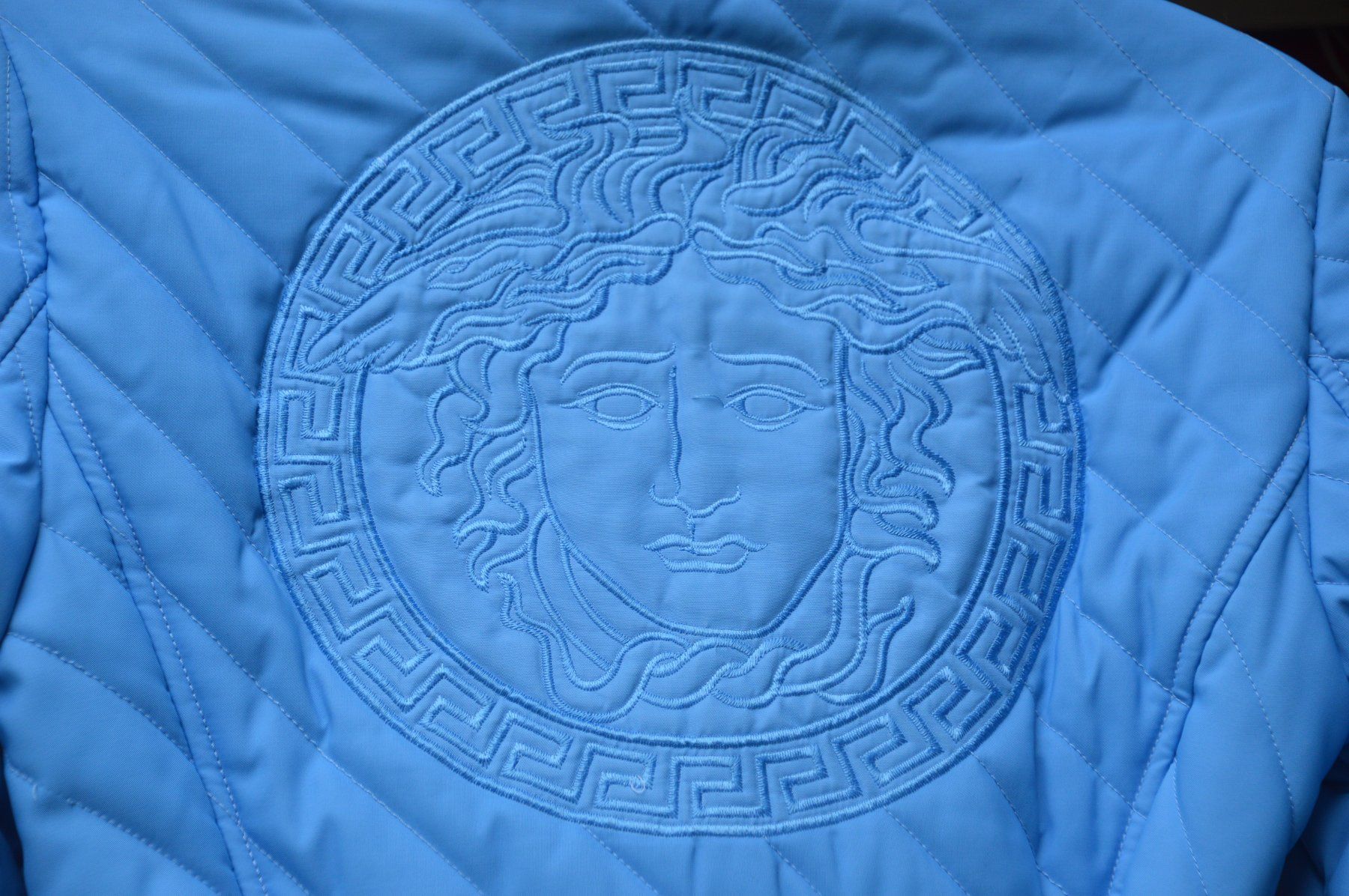 Versace Giacche: Jacke Gianni Versace veste.36 Vintage – Usato da Collonges venduto da Auganien 4