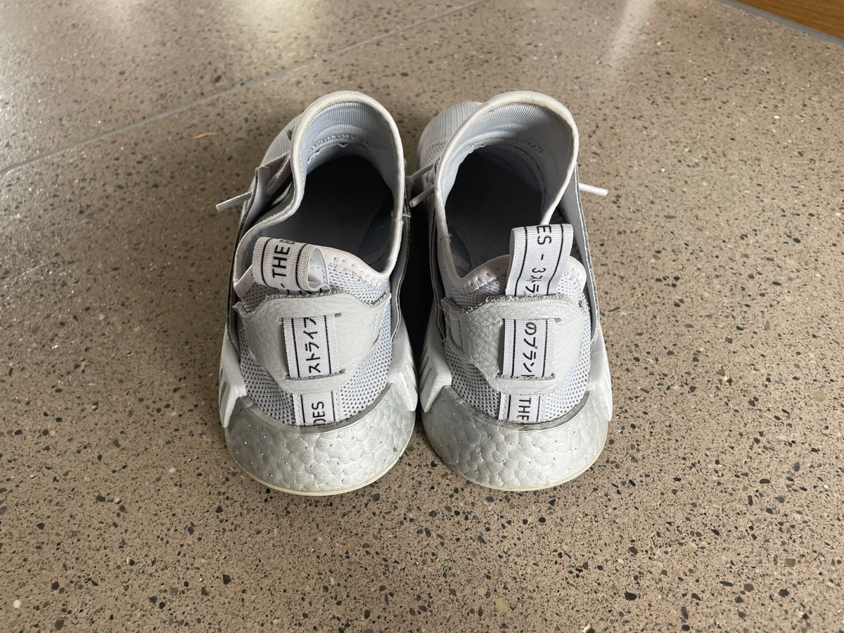 Nike Herrenschuhe: Nike NMD – Neu (gemäss Beschreibung) aus Zürich von Facellas 2