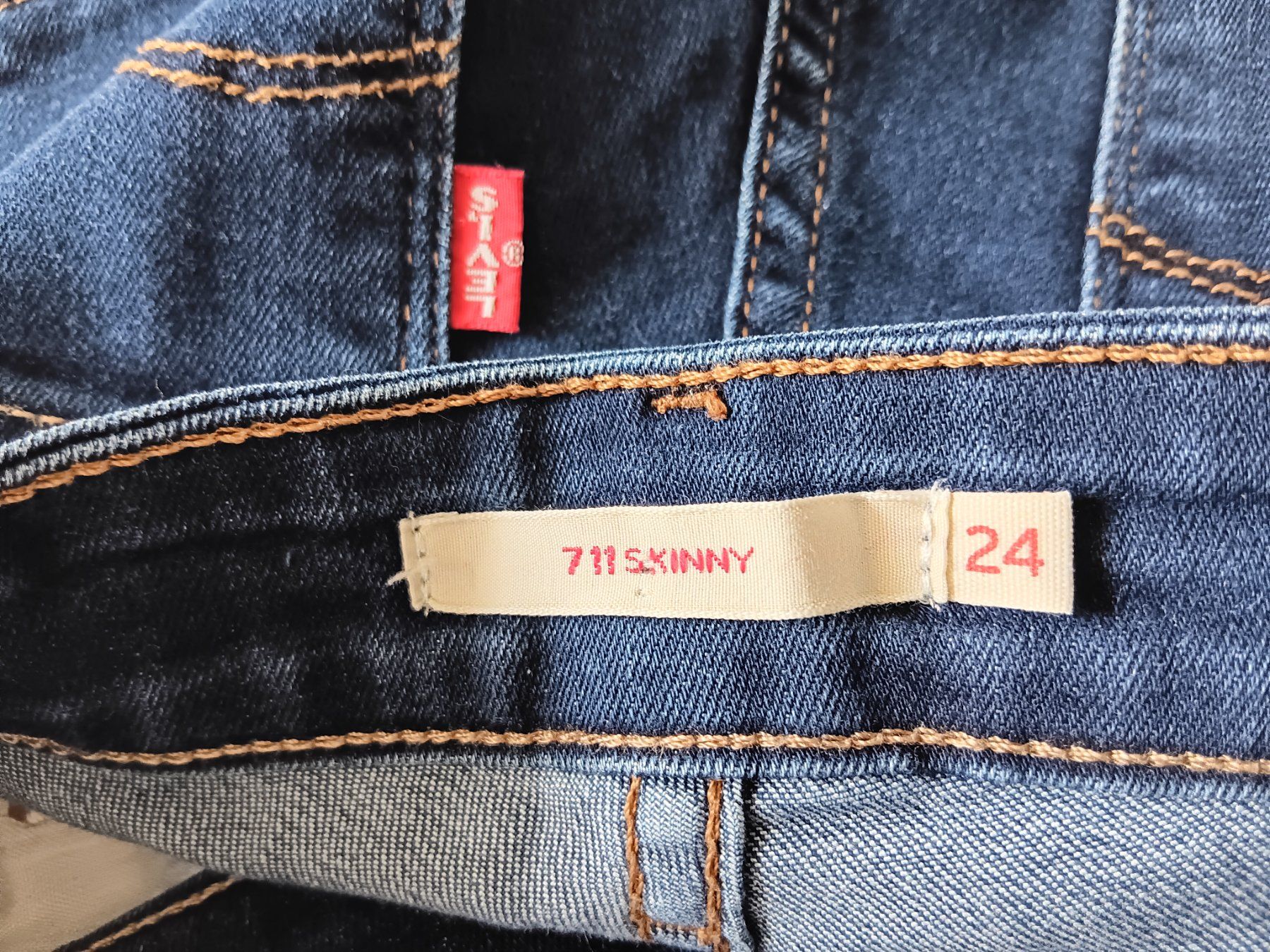 Levi's Jeans: LEVIS 711 Jeans SKINNY taille / Grosse 24 – Usato da Cossonay-ville venduto da Super-Price-Quality 9
