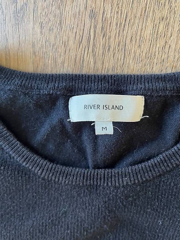 Maglioni & Felpe: Schlichter Pullover – Usato da Zürich venduto da lin_92hw 1