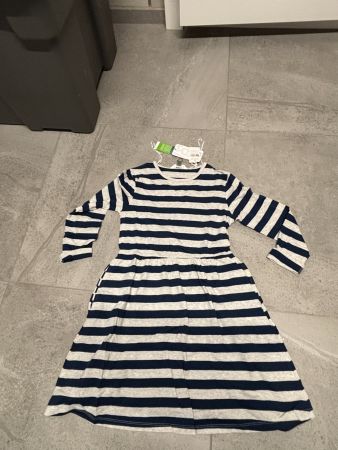 Robe manche longue 8-10 ans taille 134 - 140 neuf