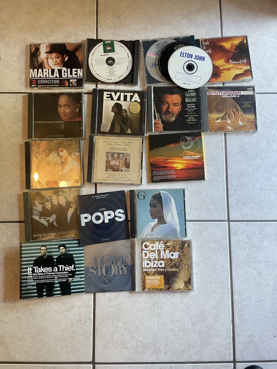 CDs: LOTTO CD’s – D'occasion à Mezzovico par esa_d9tc 1
