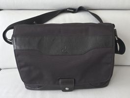 Calvin Klein Laptop- / Akten - Umhängetasche