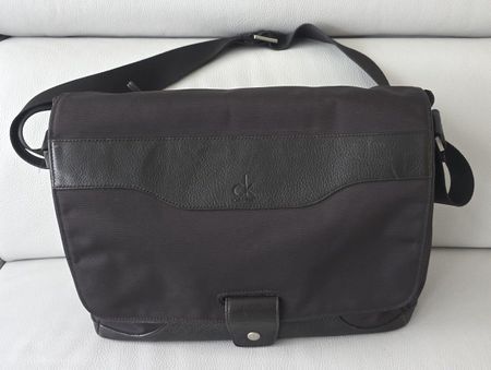 Calvin Klein Laptop- / Akten - Umhängetasche