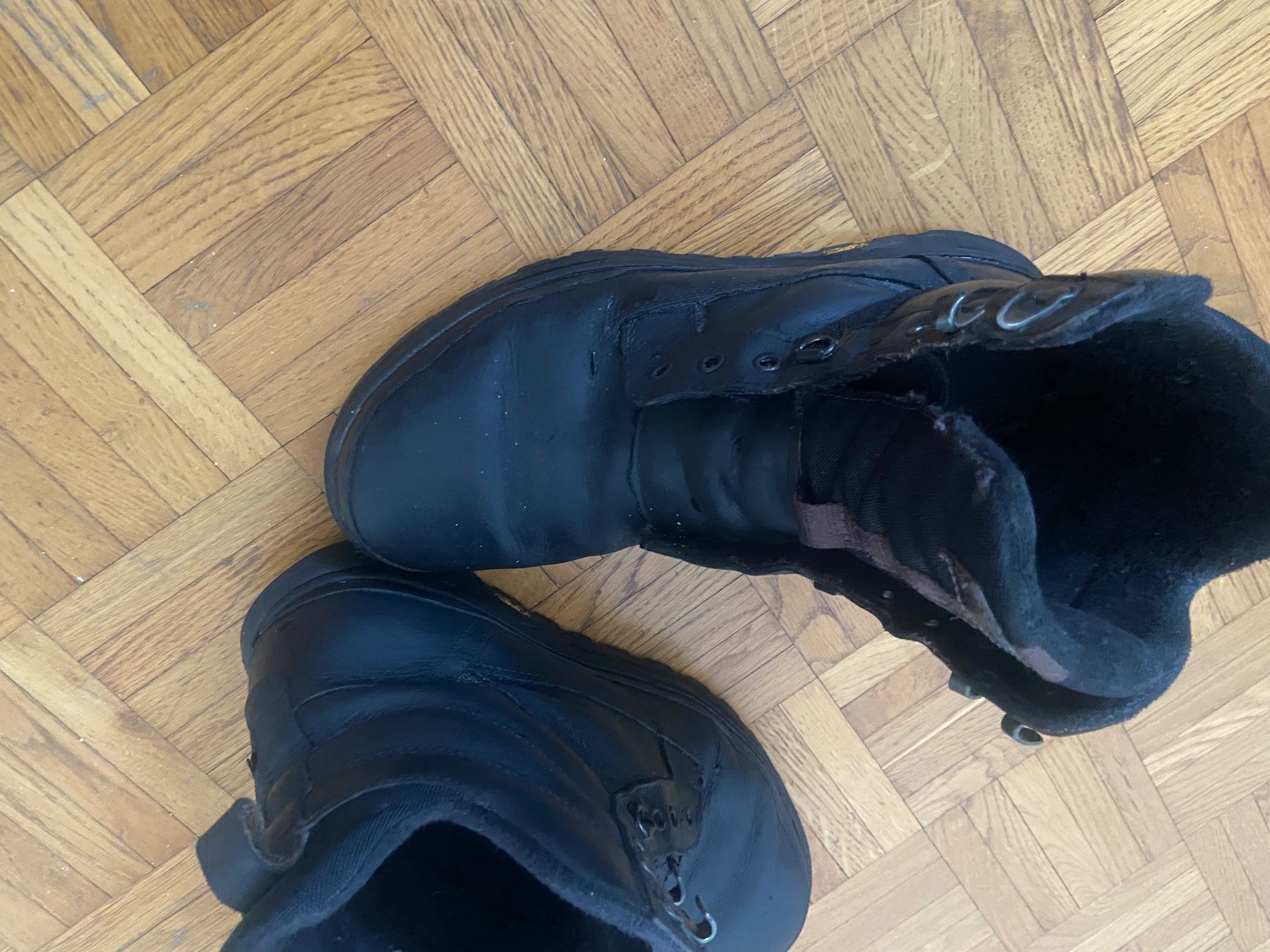 Merrell Scarpe da uomo: Leder Stiefel mit Schnürung Gr. 43,5 – Usato da Hittnau venduto da Oracel 4