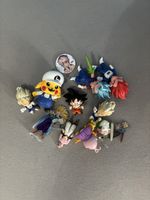 Lotto figure Dragon Ball e Pikachu usato