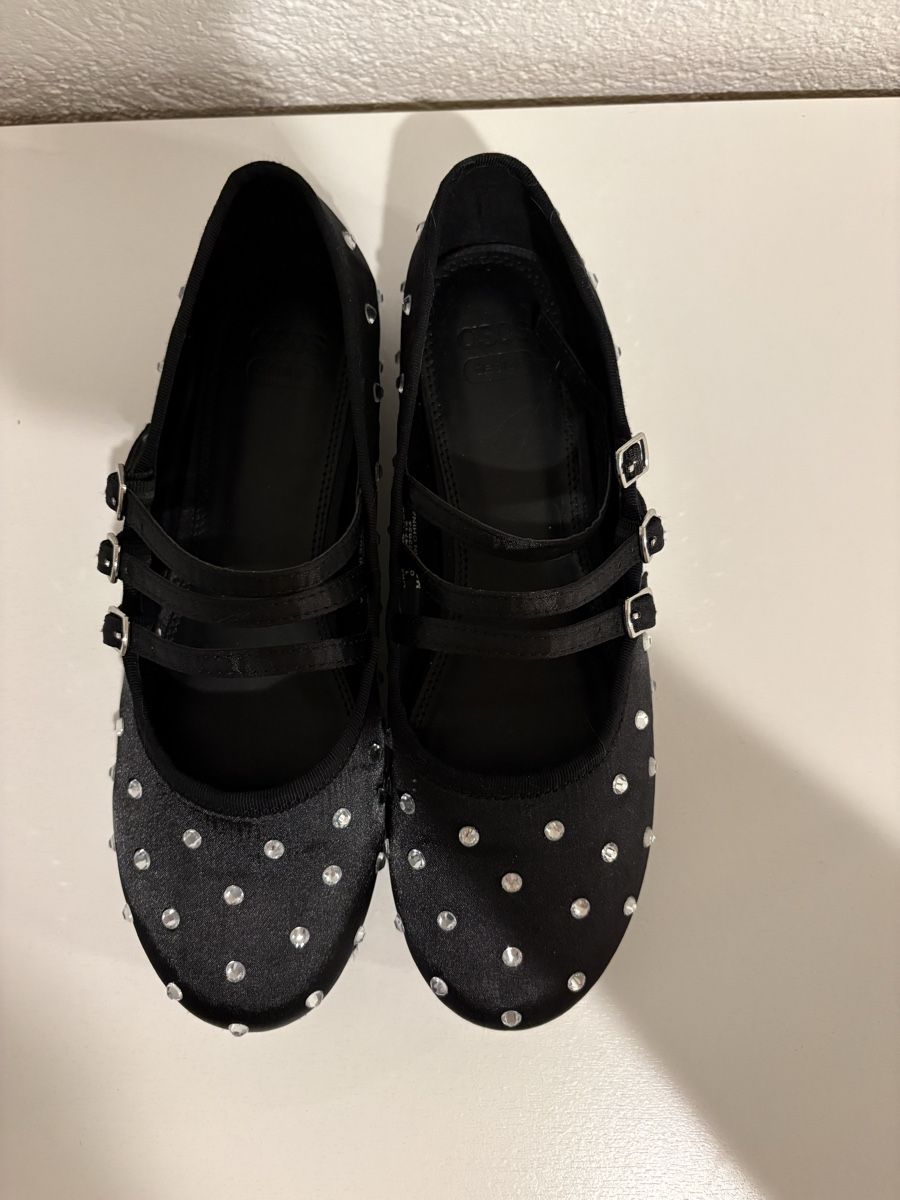 Asos Damenschuhe: NEU: Ballerina mit Schmucksteinen – Neu (gemäss Beschreibung) aus Bülach von kittygismo 1