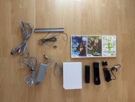 Nintendo Wii Kosnole mit Spielen