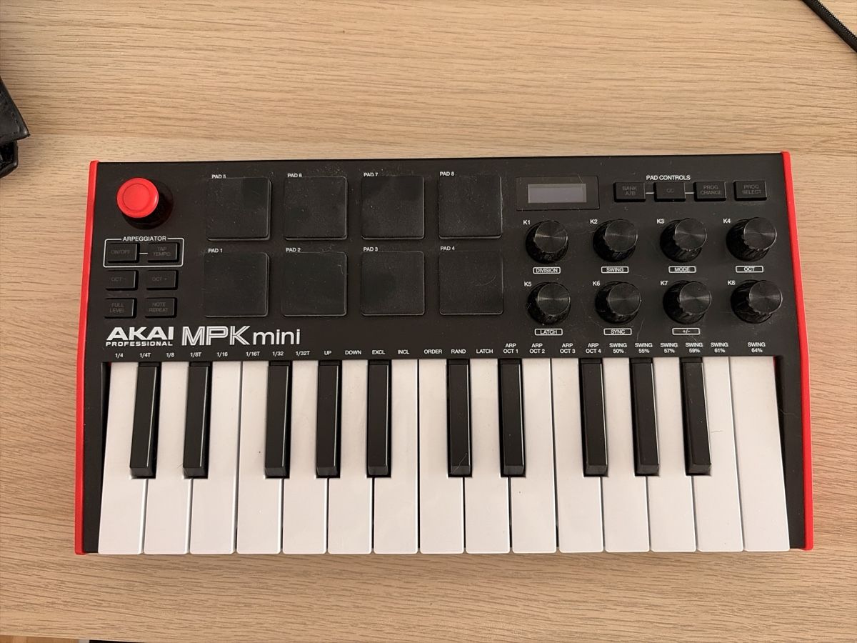 Akai Strumenti musicali: AKAI MPK mini – Usato da Villars-sur-Glâne venduto da RubenPS