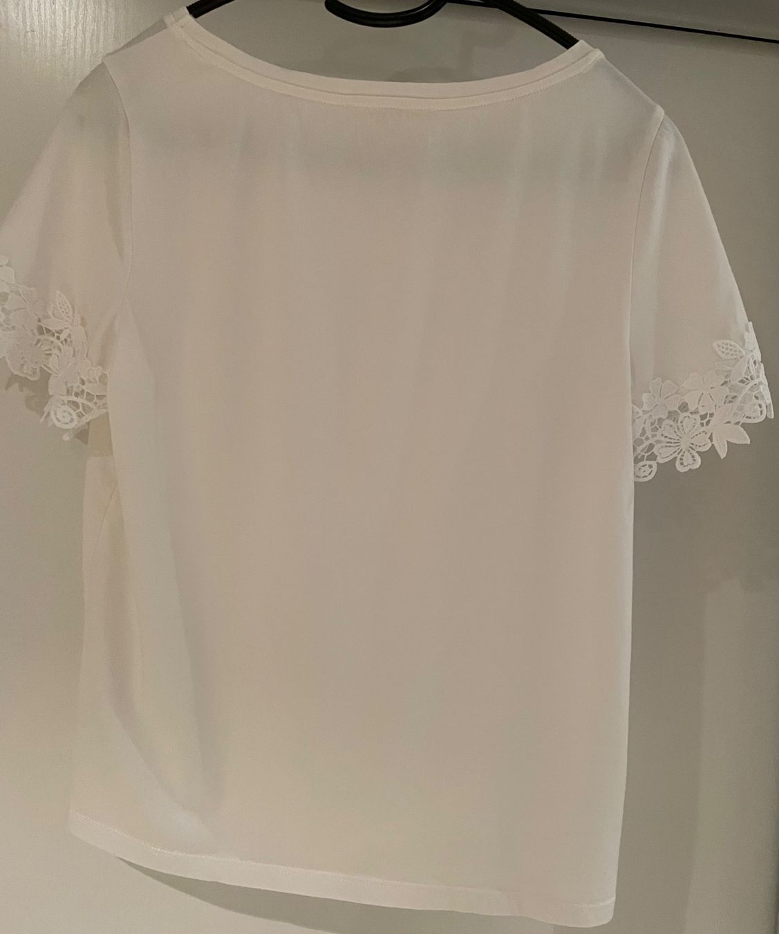 Esprit Camicette: Esprit, Stylisches Blusenshirt mit Spitzendeko, Grösse S – Usato da Niederweningen venduto da baghirac 3
