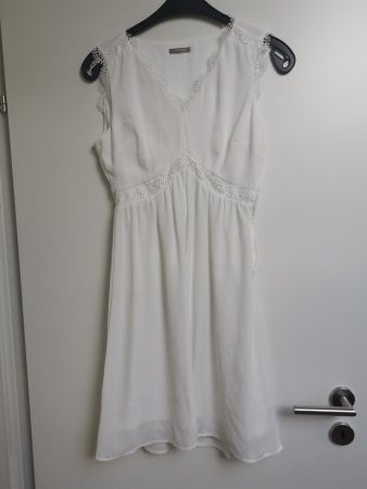 Wunderschönes Kleid / orsay / 36 / S / weiss