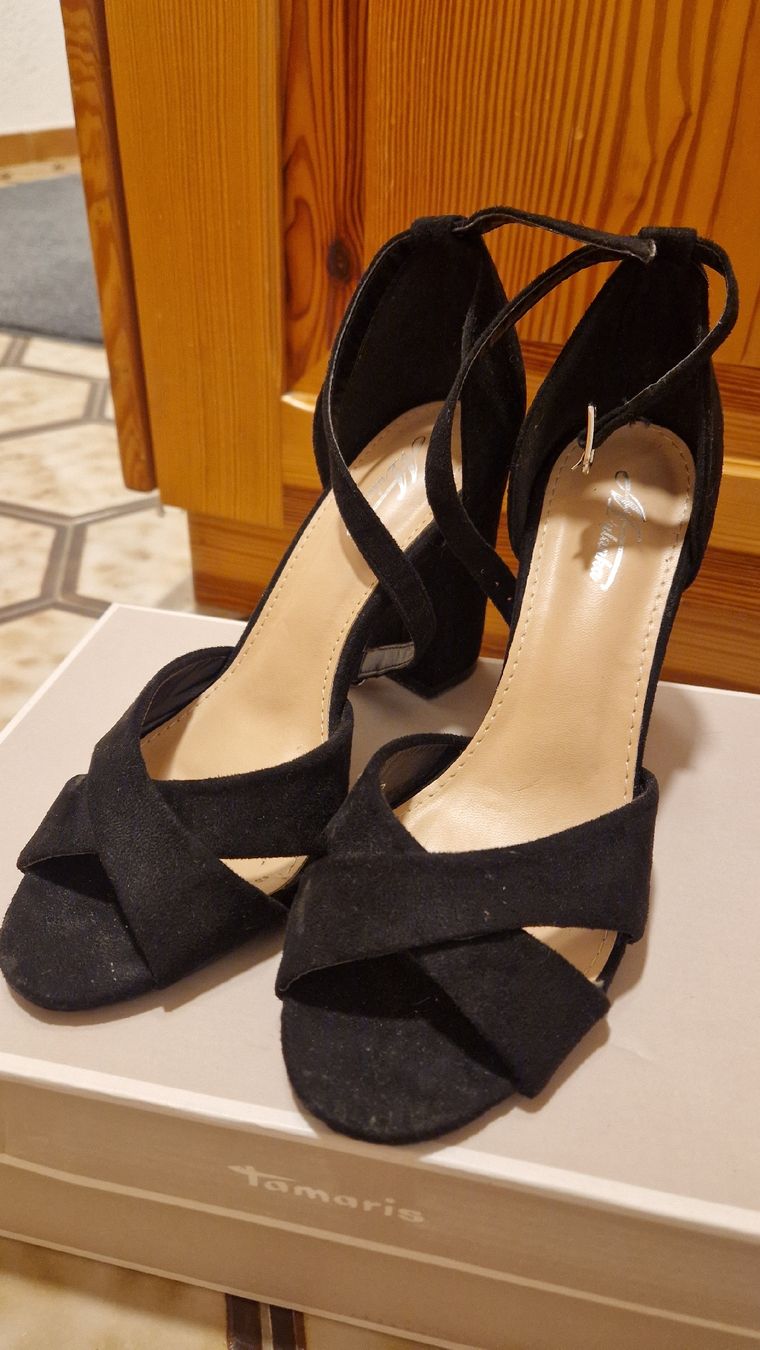 Scarpe da donna: sandales talons – Usato da Montana venduto da cla_p9mg