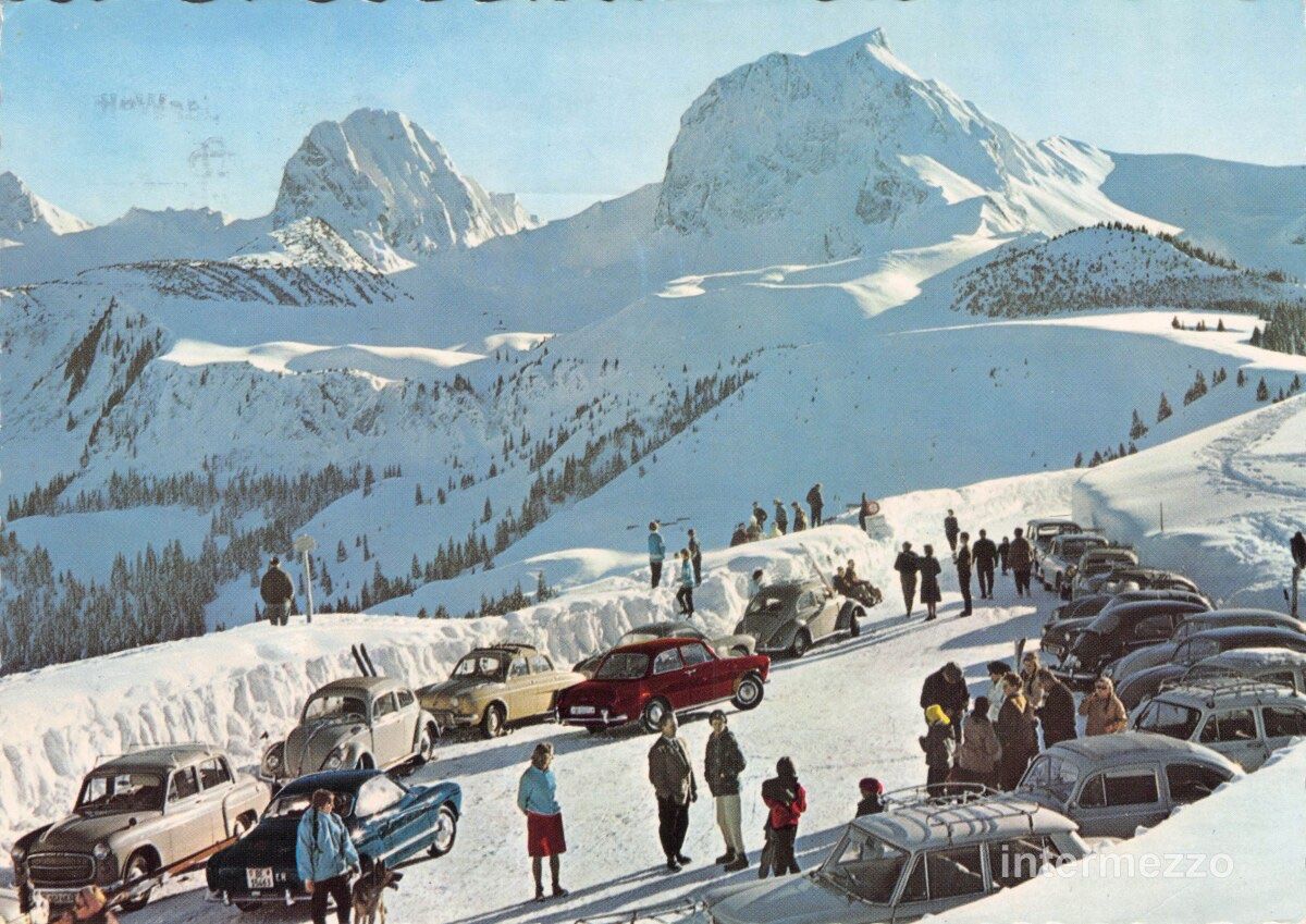 Ansichtskarten: Gurnigel BE // 1966 Passhöhe Oldtimer alte Autos Winter – Gebraucht aus Basel von intermezzo12