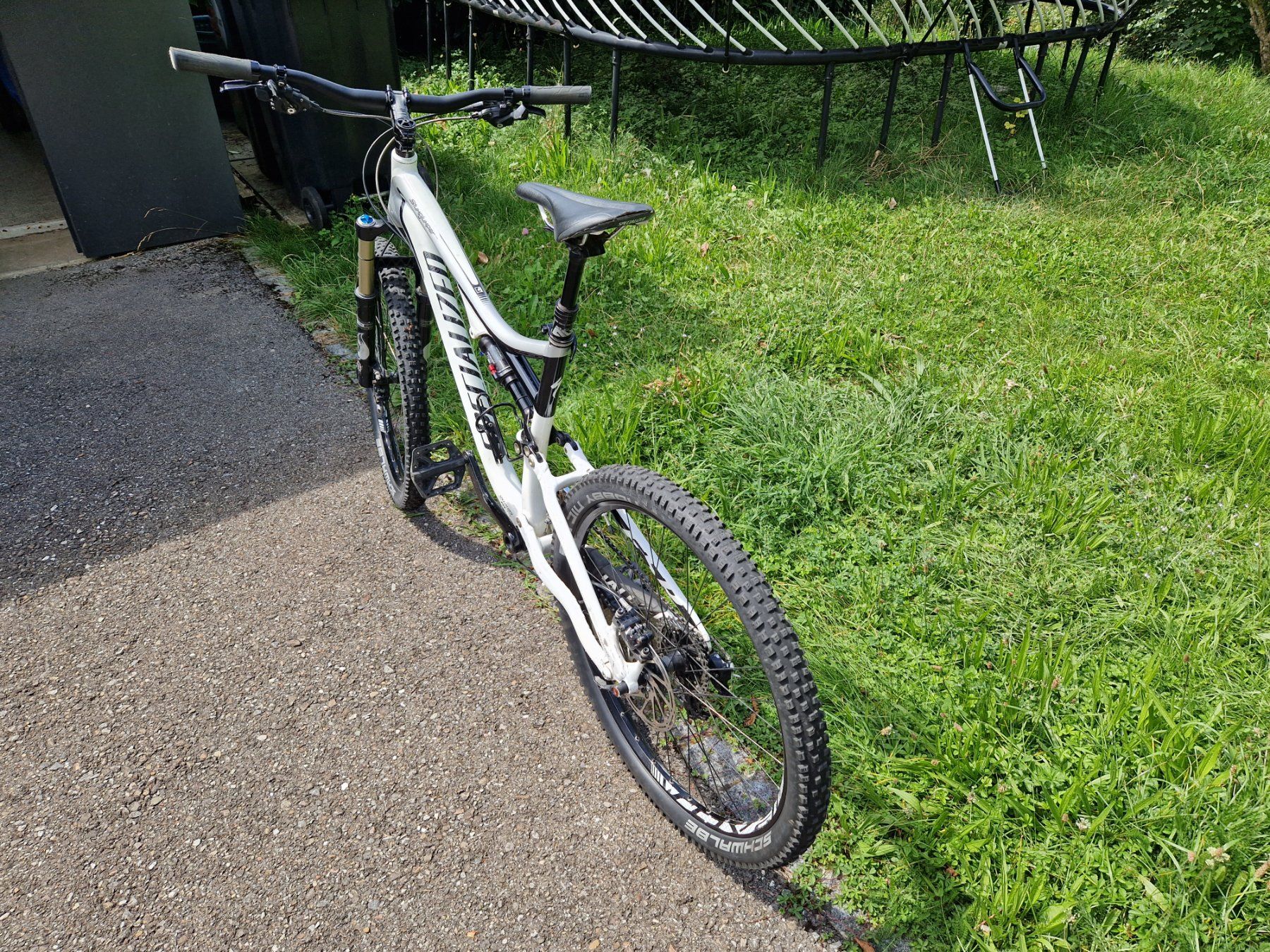 Specialized Velos: Mountainbike Specialized Stumpjumper – Gebraucht aus Gümligen von  3