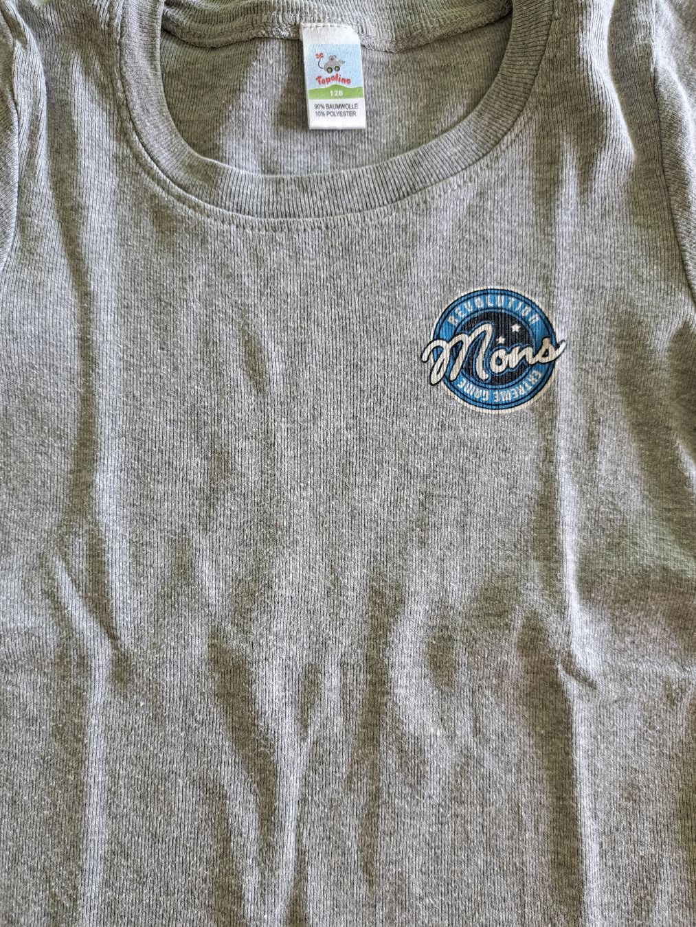 C&A Hemden, T-Shirts & Polos: 2 Kinder T-Shirts Grösse 116 Lightning McQueen – Gebraucht aus Bergdietikon von Staphylococcus 4