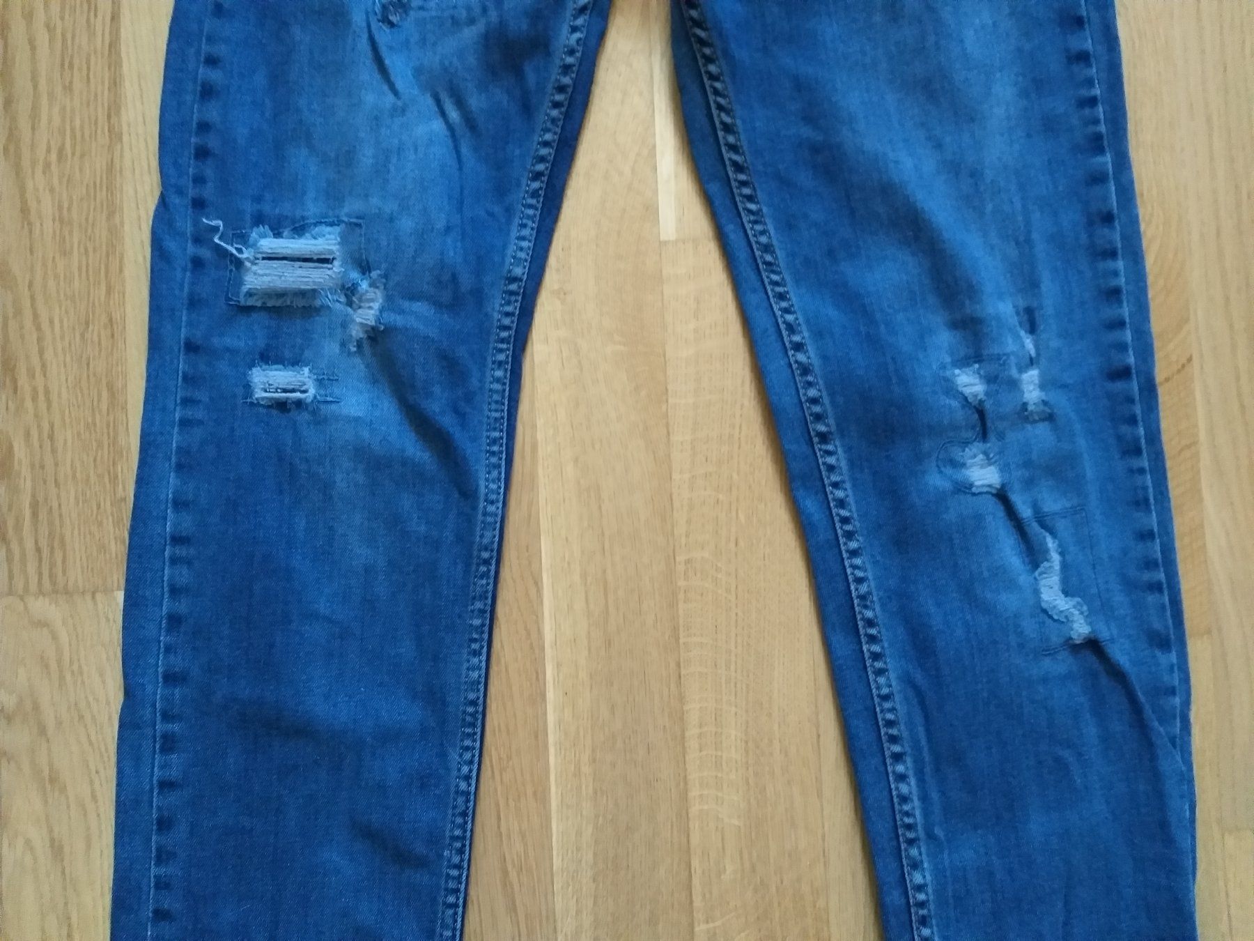 Dsquared2 Jeans: DSQUARED2 Jeans taille / Grosse 34 – Usato da Cossonay-ville venduto da Super-Price-Quality 2