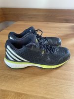 adidas Hallenschuhe Herren / Gr. 41 1/3