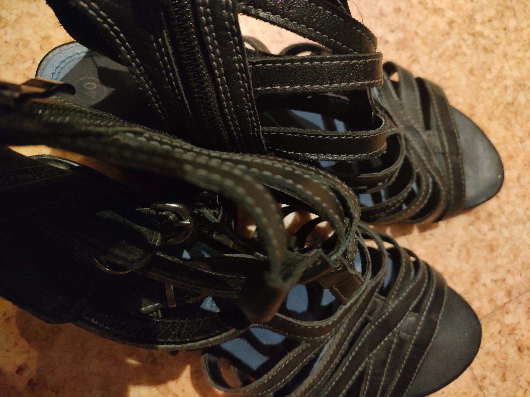 Scarpe da donna: Sandale Venturini – Usato da Brugg AG venduto da Mashaba 6