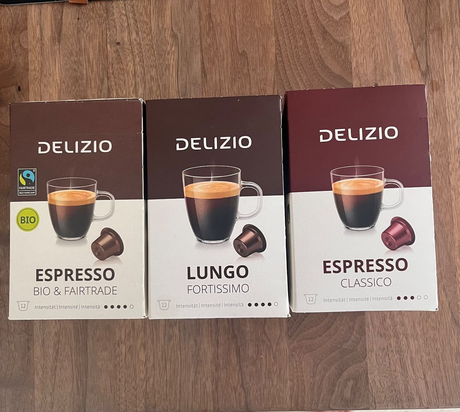 Delizio Kaffeemaschinen & Espressomaschinen: Kaffeekapsel Maschine "DELIZIO CARINA" – Neu (gemäss Beschreibung) aus Oberuzwil von Coolan 2