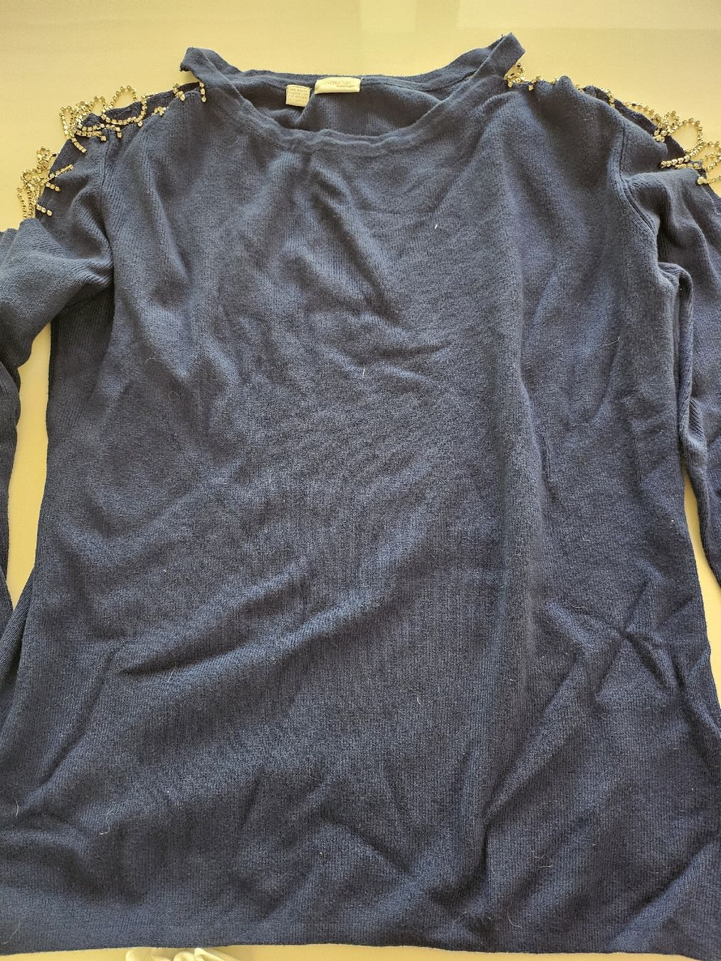 Pullover & Sweatshirts: pull épaule nue – Gebraucht aus Dietlikon von mic_z7ly 2
