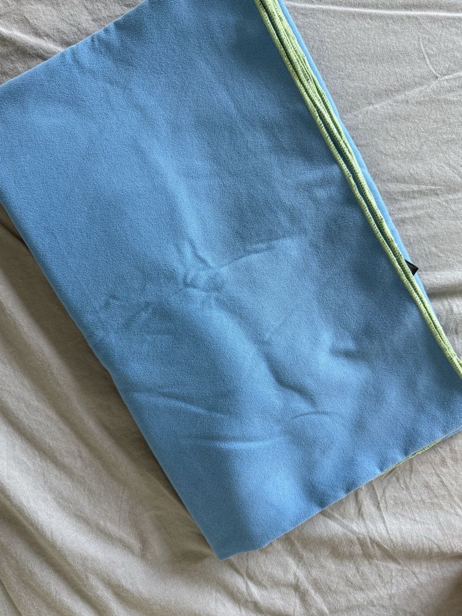 Teli da bagno: Soft Towel - Light Blue with Green Border Edge – Usato da Thalwil venduto da zhe_69pd 1