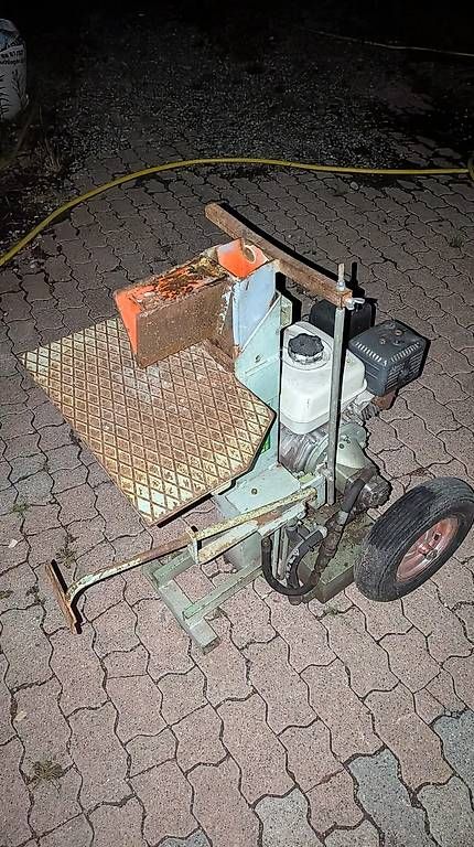 Alle Maschinen: Mabo Puma Holzspalter mit Benzinmotor – Gebraucht aus Bellikon von privatVerkauf101 1