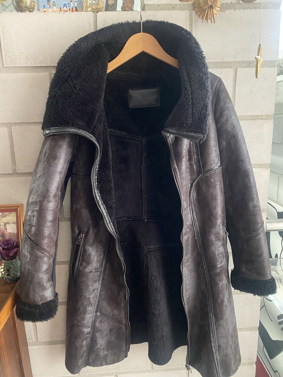 Cappotti: Manteau shearling taille S – Usato da St-Blaise venduto da Zaza.of.marseille 2