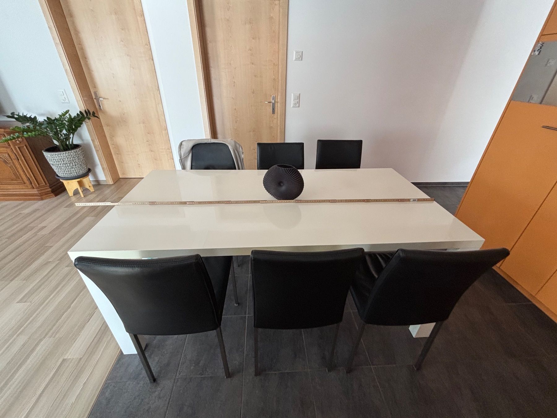Tables: Massiver Esstisch – D'occasion à Neu St. Johann par hei_y2gw 5