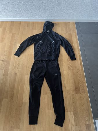 Ensemble Nike Air Max noir taille S