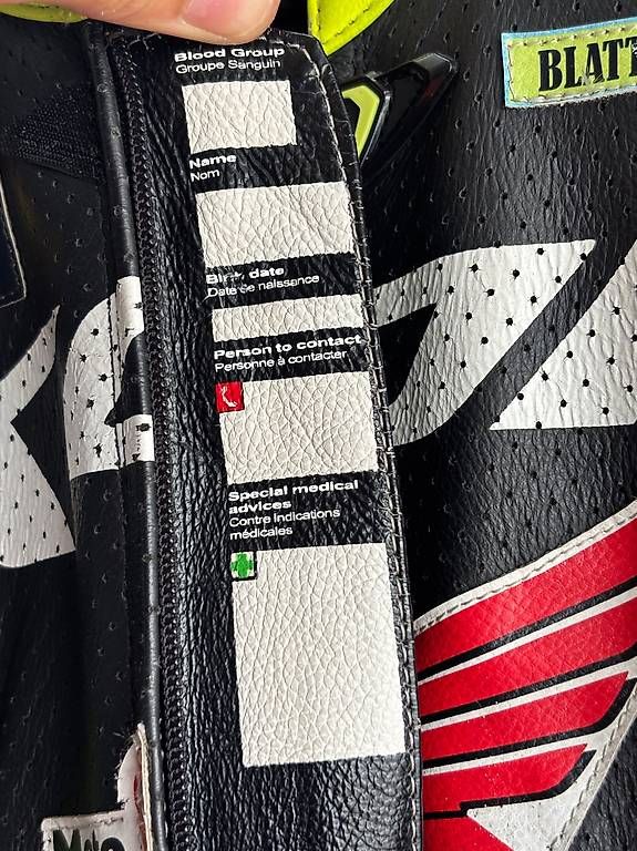 Protections: Combinaison Ixon vortex 2 M compatible Airbag  – D'occasion à Lully FR par Kiki86 4