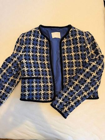 XS, H&M, like new, original price 50?