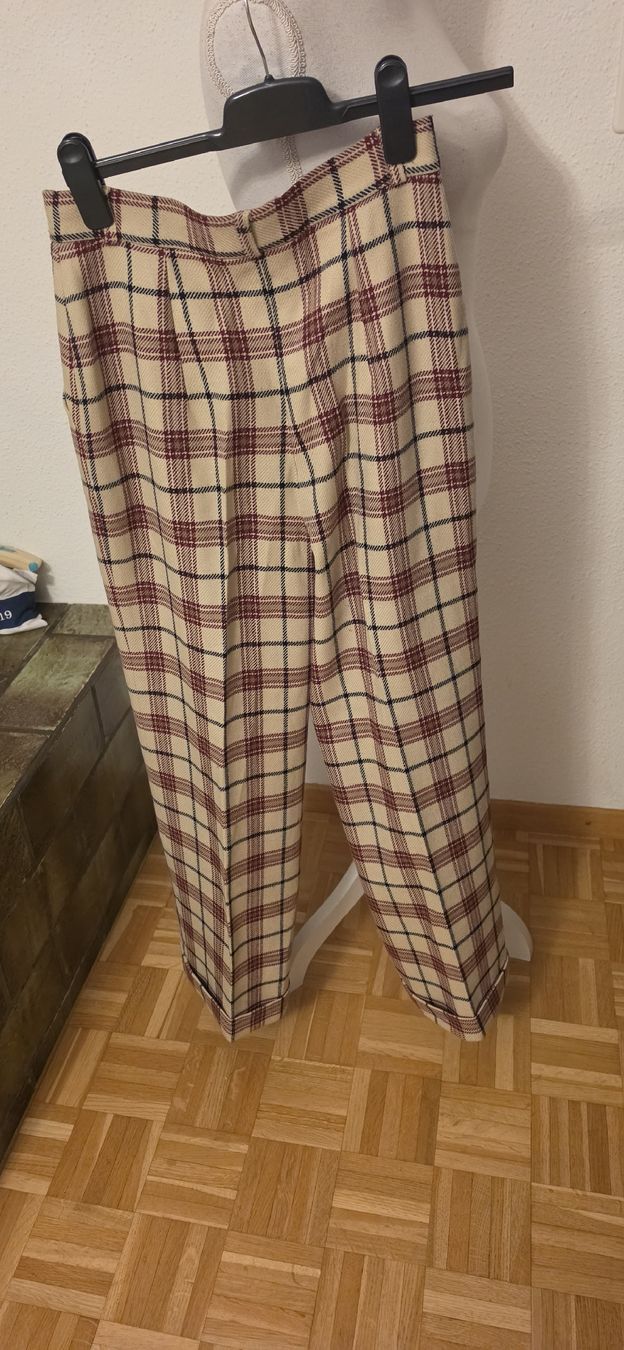 Max Mara Hosen: MaxMara Hose kariert Gr 36 – Gebraucht aus St. Gallen von mania03 3