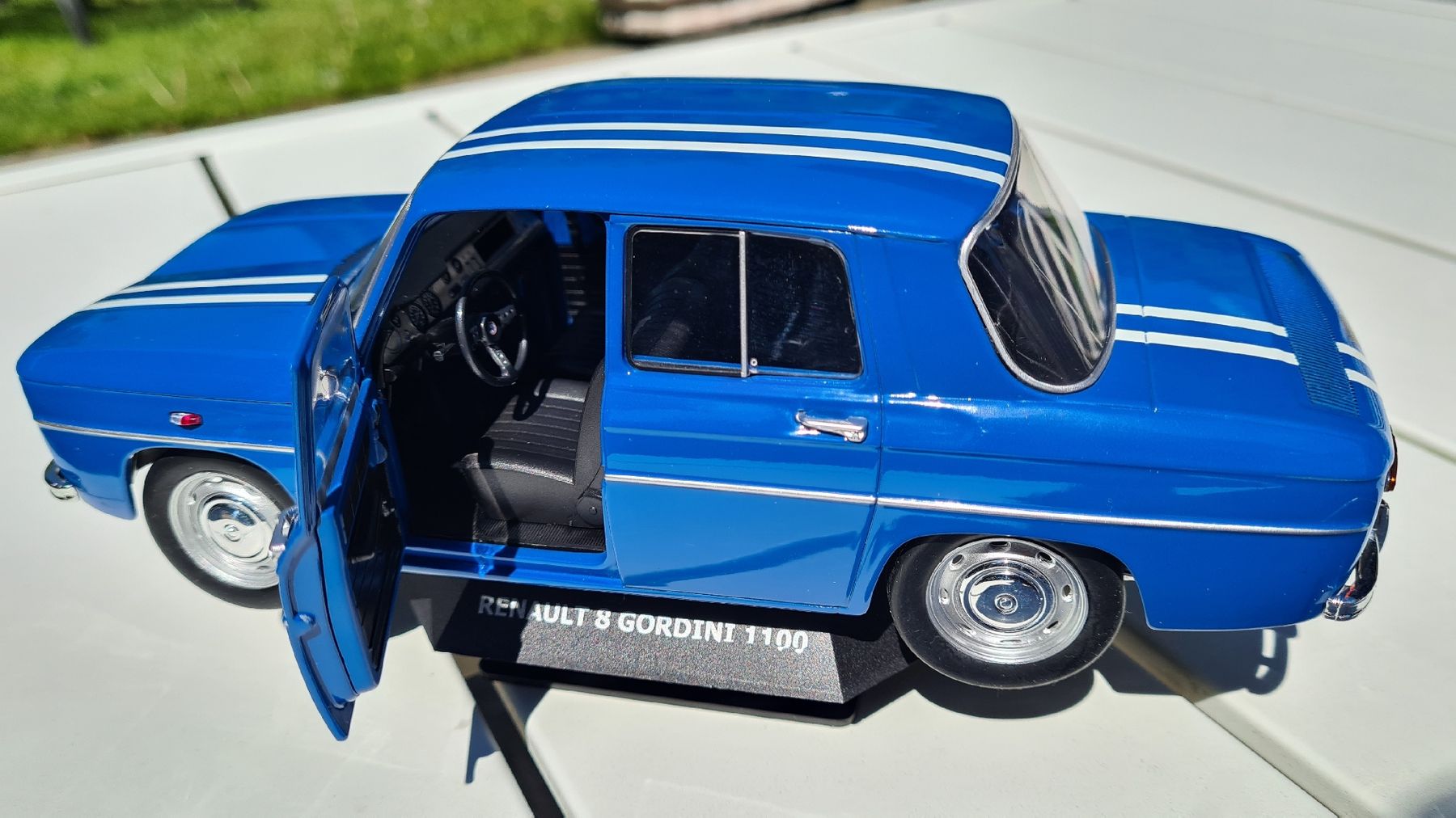 Renault Modellini d'auto: Renault 8 Gordini 1:18 – Usato da Emmenbrücke venduto da Eichhoefli 1