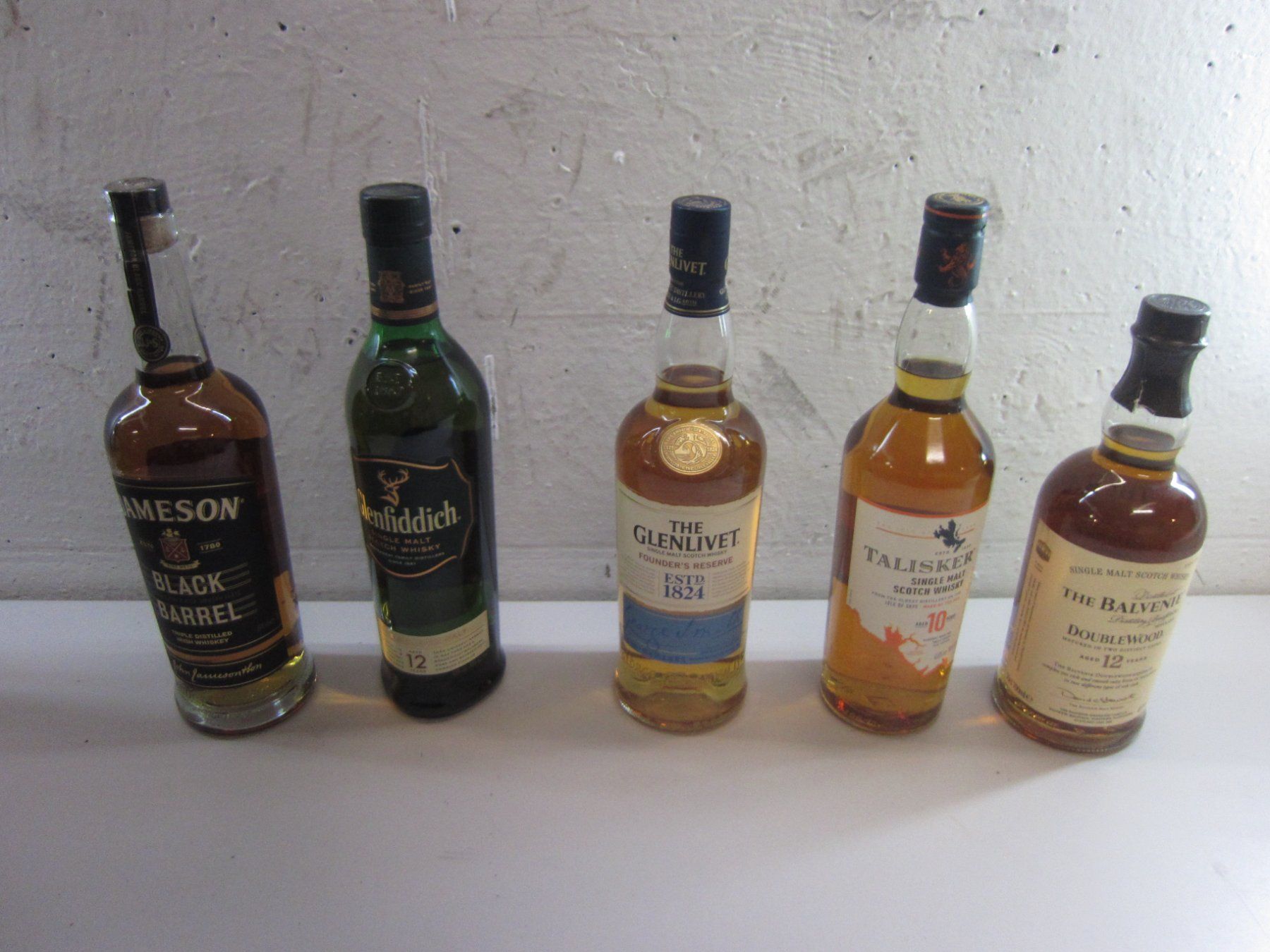 Bevande alcoliche: 5 Flaschen Whisky – Nuovo e nell'imballaggio originale da Kilchberg ZH venduto da Cuculus1
