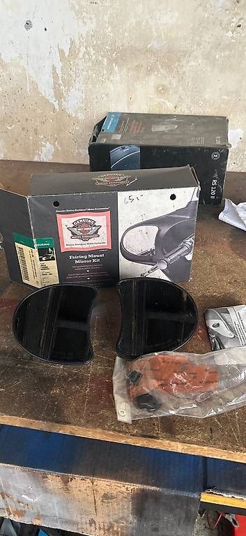 Tutti i ricambio per moto: Harley Davidson touring specchietti – Usato da Montagnola venduto da gia_6tcc