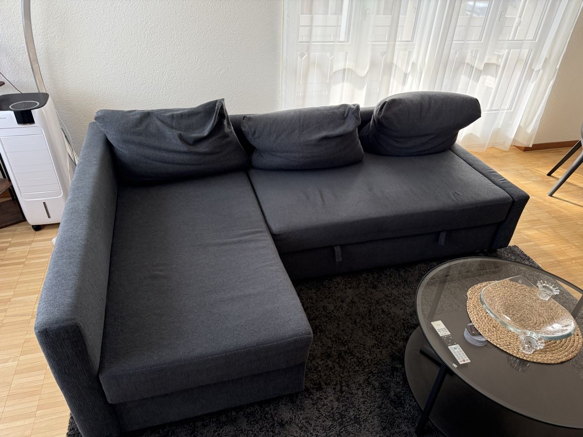 Sofas: Ecksofa IKEA Friheten Anthrazit - Wohnlandschaft – D'occasion à Watt par flavio_1996