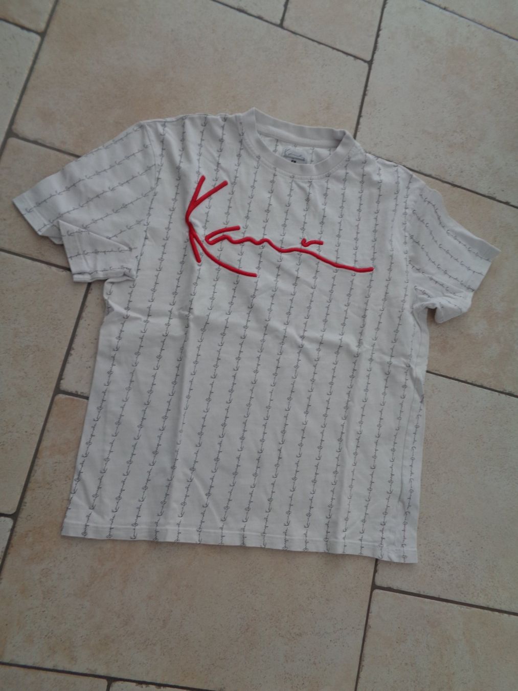 T-Shirts: Shirt Kani  Grösse S – Gebraucht aus Kreuzlingen von Robi-2003