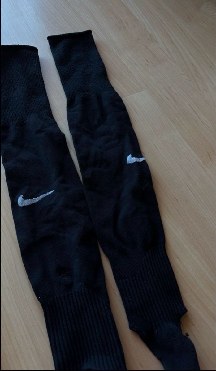 Calze: Lot de Chaussettes de foot  – Nuovo (secondo la descrizione) da Denens venduto da RomainSecondeMain 2