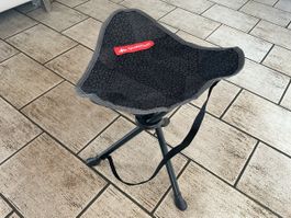Quechua Camping Hocker dreibeinig schwarz neu.