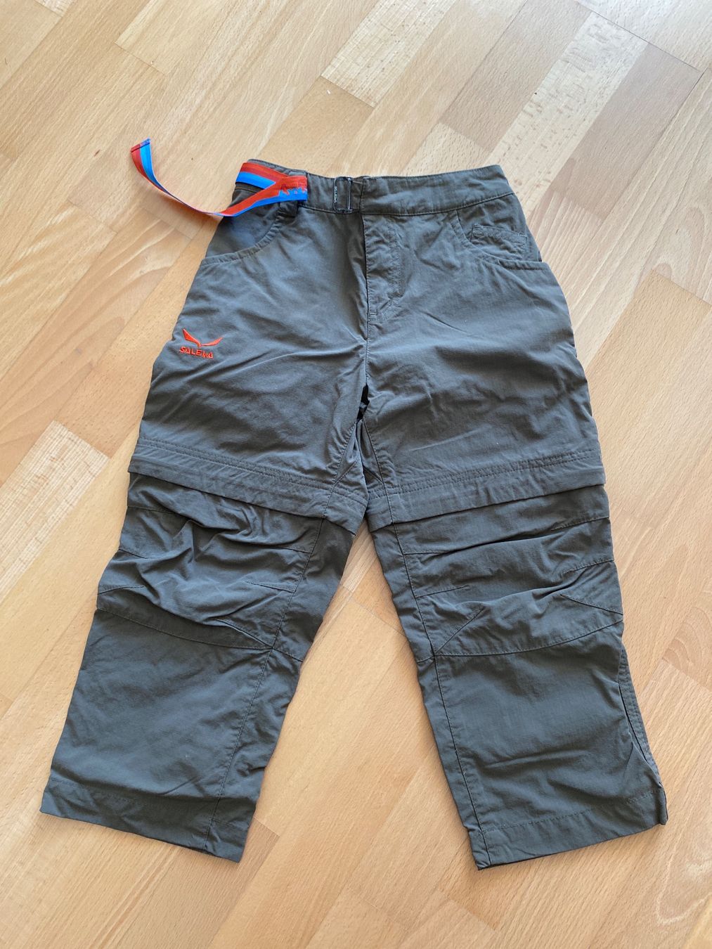 Salewa Pantalons: Wanderhosen Gr. 104 – D'occasion à Illnau par Dodo115